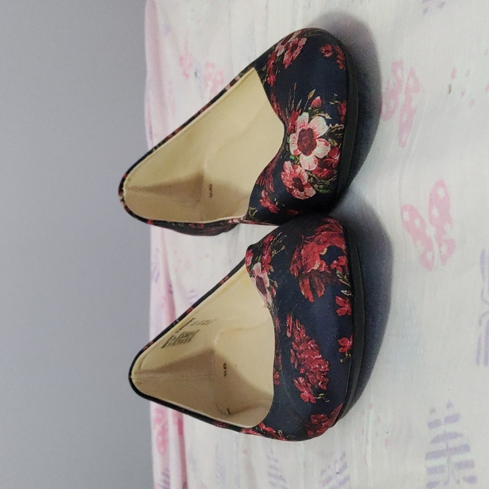 Women's Floral Flats